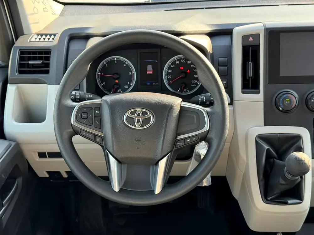 2026 Toyota Hiace DLX - GCC Specs - Export Price @ 158,000 AED - Image 13