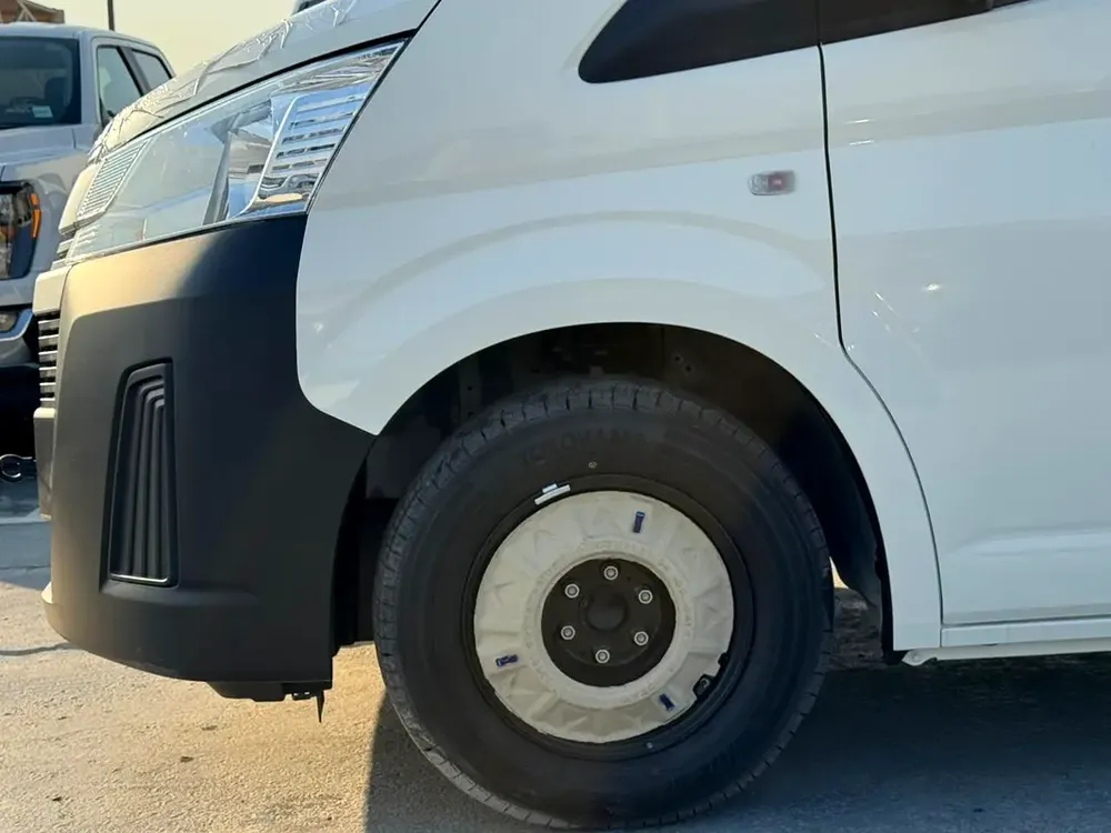 2026 Toyota Hiace DLX - GCC Specs - Export Price @ 158,000 AED - Image 16
