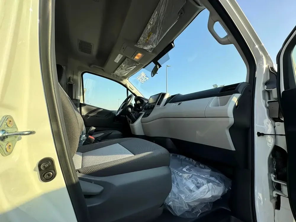 2026 Toyota Hiace DLX - GCC Specs - Export Price @ 158,000 AED - Image 7