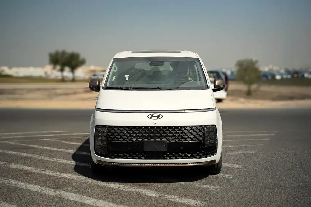 2026 Hyundai Staria Luxury | GCC Specs | Brand New - Image 17