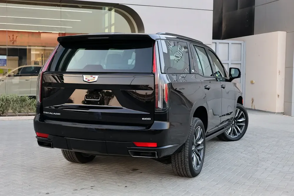 CADILLAC ESCALADE 600 SPORT PLATINUM-0KM-2024-GCC SPECS-UNDER WARRANTY SERVICE-BRAND NEW - Image 6