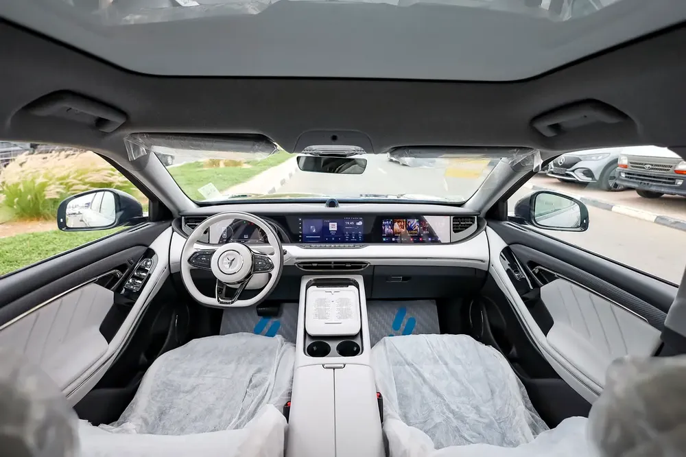 Voyah Free 2024 AWD – Luxury EV SUV with Extended Range - Image 11