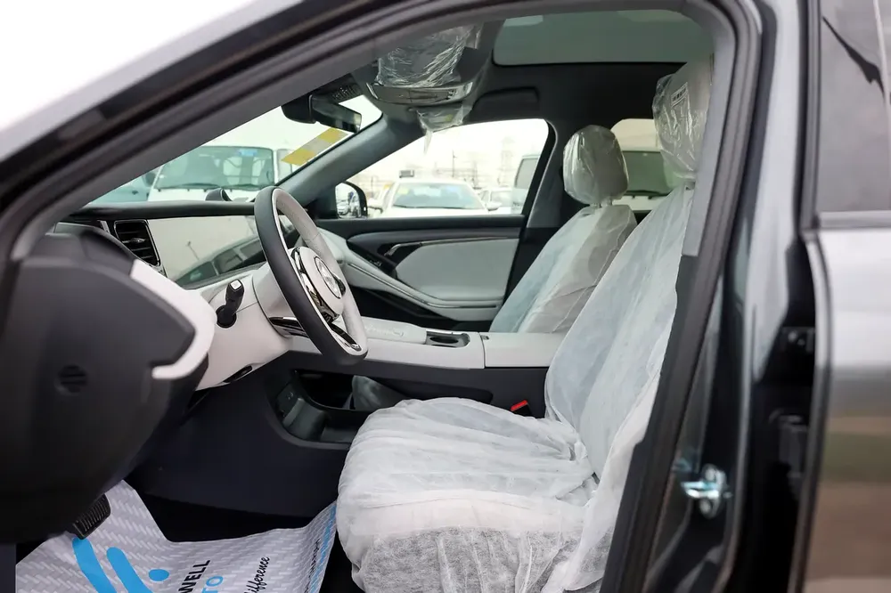 Voyah Free 2024 AWD – Luxury EV SUV with Extended Range - Image 15