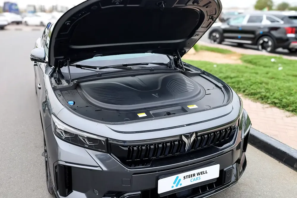 Voyah Free 2024 AWD – Luxury EV SUV with Extended Range - Image 4