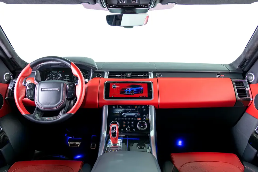 Range Rover Sport SVR Carbon Edition-Low Mileage-Red Calipers-1 Owner-Very Well Maintained - Image 10