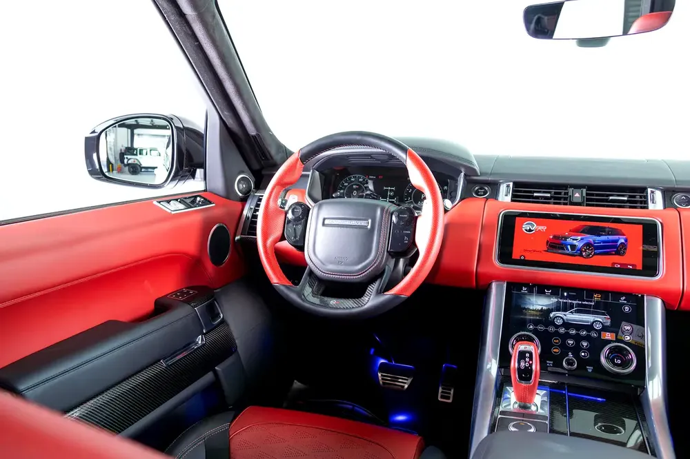 Range Rover Sport SVR Carbon Edition-Low Mileage-Red Calipers-1 Owner-Very Well Maintained - Image 13
