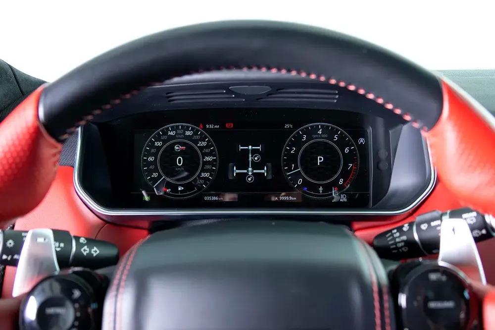 Range Rover Sport SVR Carbon Edition-Low Mileage-Red Calipers-1 Owner-Very Well Maintained - Image 17