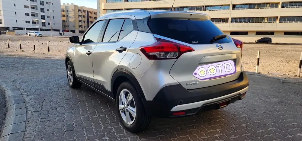 2019 NISSAN KICKS GCC 1.6L FULL AUTOMATIC - Image 11