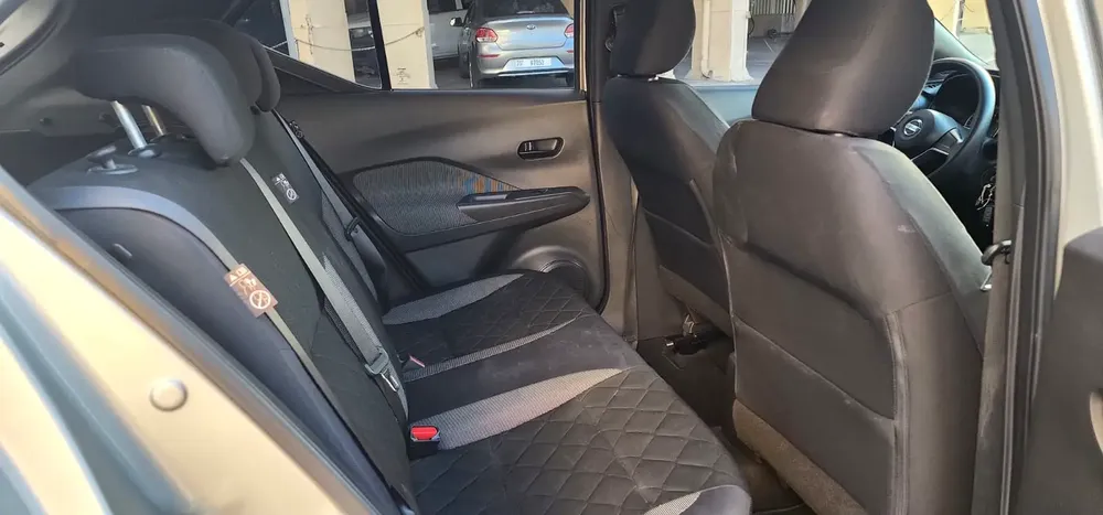 2019 NISSAN KICKS GCC 1.6L FULL AUTOMATIC - Image 13