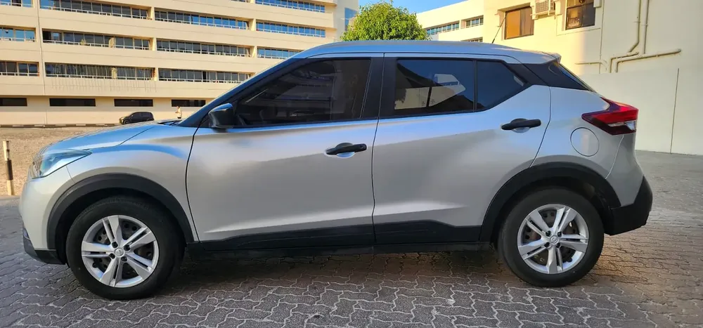 2019 NISSAN KICKS GCC 1.6L FULL AUTOMATIC - Image 4