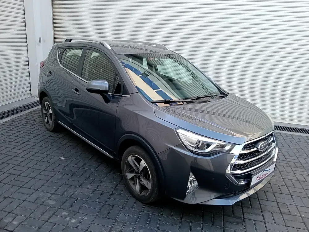 JAC S3 2023 full option under warranty gcc accident free - Image 14