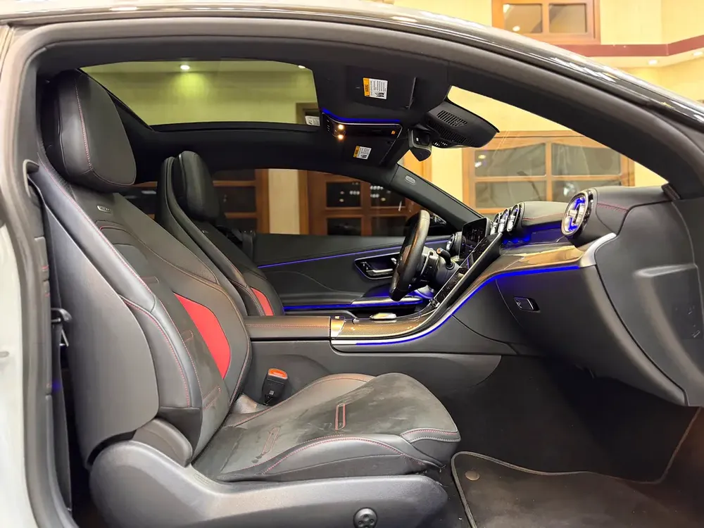 CLE 53 AMG / 5,700 Km / 5 YEARS WARRANTY / SPECIAL ORDER/ FULL OPTION - Image 12