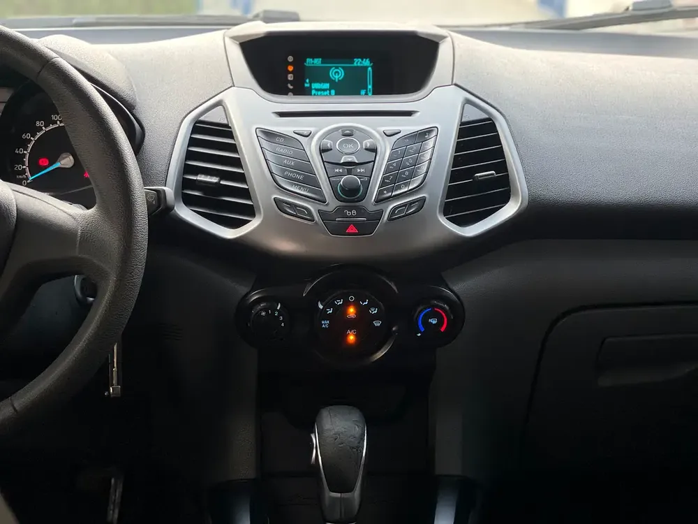 AED 420 EMI | Ford Ecosport | GCC Specs | Full Service History | Original Paint - Image 13