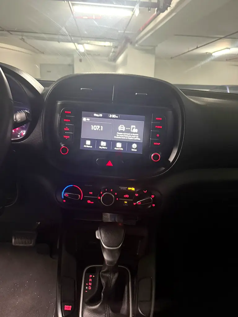 KIA SOUL 2020 VERY GOOD CONDITION - Image 5