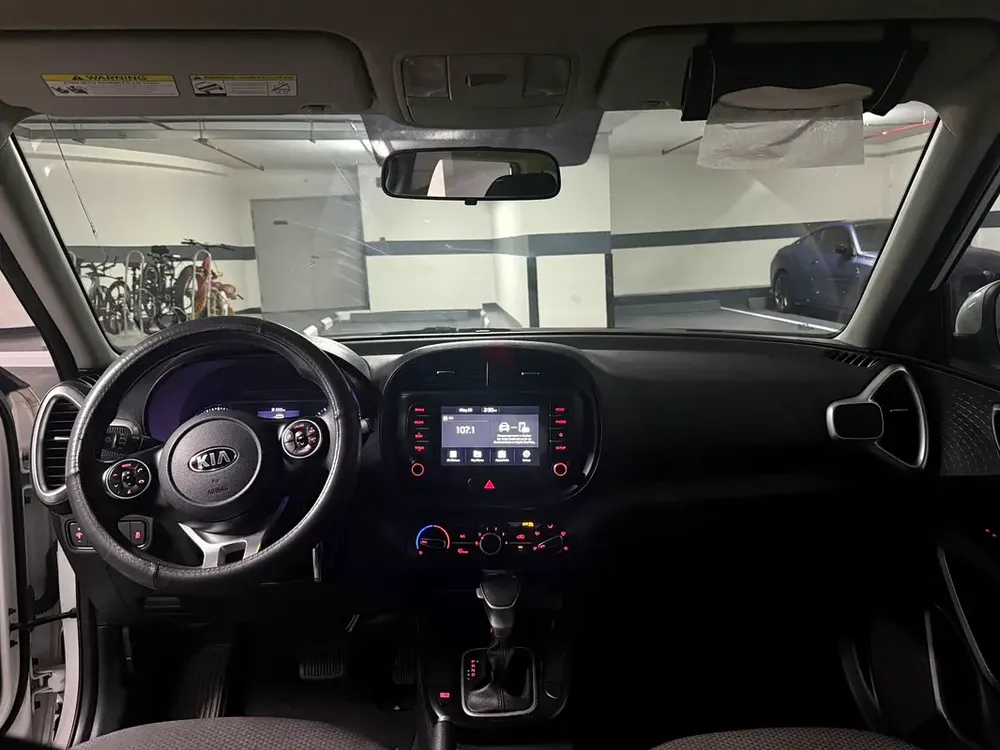 KIA SOUL 2020 VERY GOOD CONDITION - Image 7