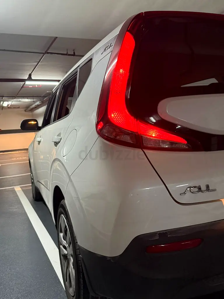 KIA SOUL 2020 VERY GOOD CONDITION - Image 8