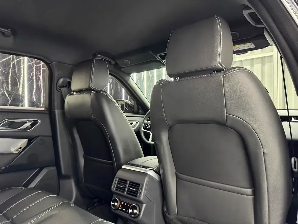 2023 Land Rover Range Rover Velar R-Dynamic S | Original Paint | GCC Specs | Warranty 2028/150k Kms - Image 17