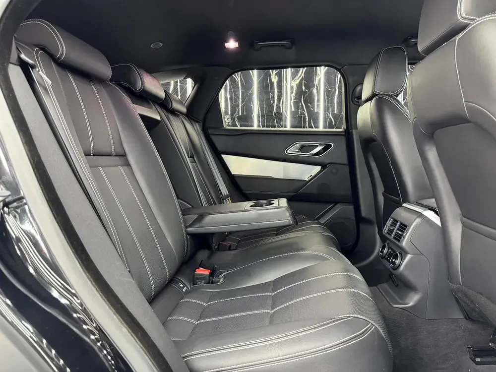 2023 Land Rover Range Rover Velar R-Dynamic S | Original Paint | GCC Specs | Warranty 2028/150k Kms - Image 18