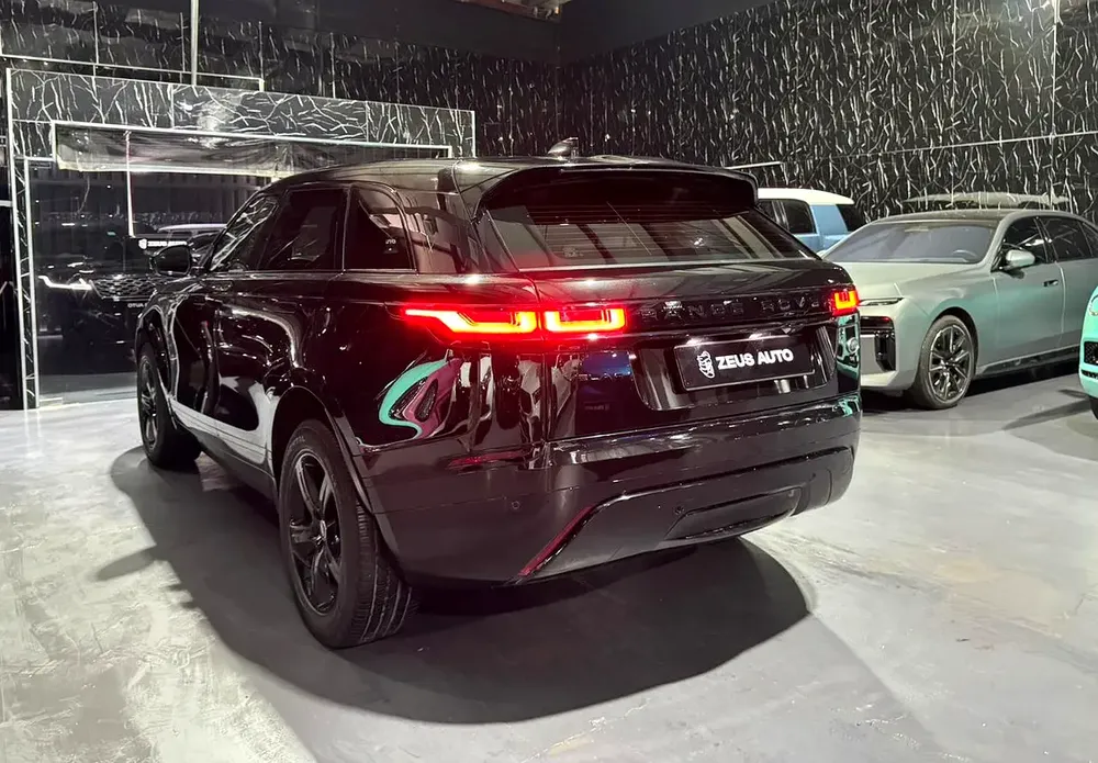 2023 Land Rover Range Rover Velar R-Dynamic S | Original Paint | GCC Specs | Warranty 2028/150k Kms - Image 5
