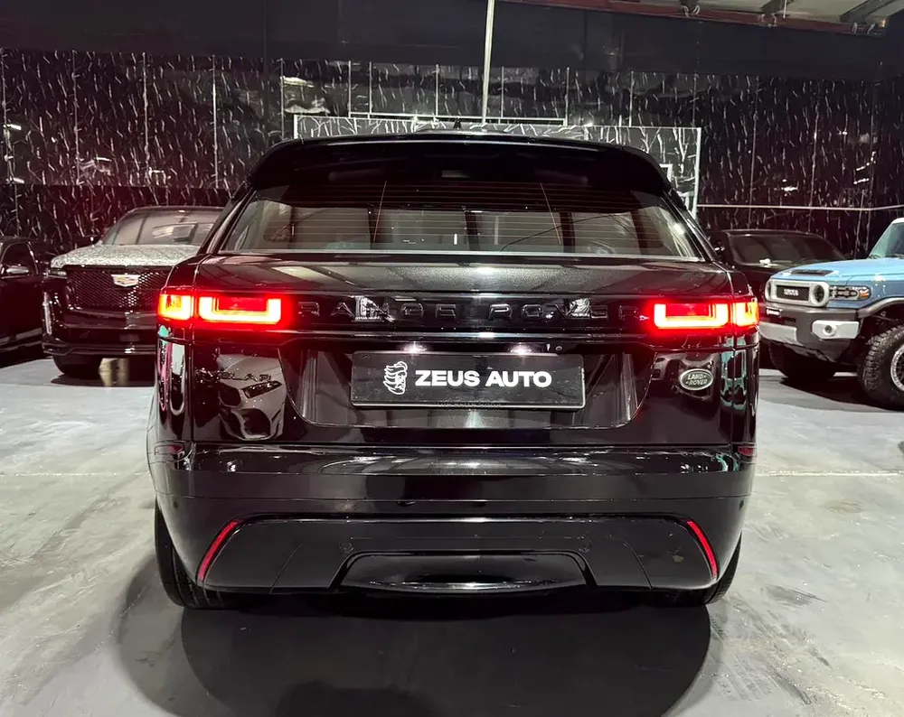 2023 Land Rover Range Rover Velar R-Dynamic S | Original Paint | GCC Specs | Warranty 2028/150k Kms - Image 8