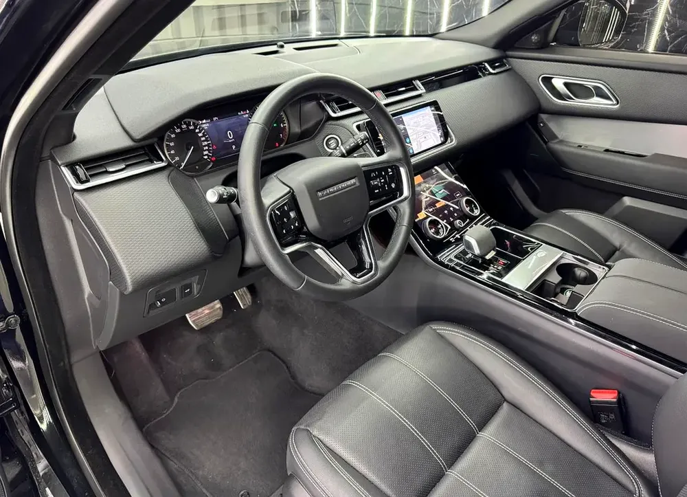 2023 Land Rover Range Rover Velar R-Dynamic S | Original Paint | GCC Specs | Warranty 2028/150k Kms - Image 9
