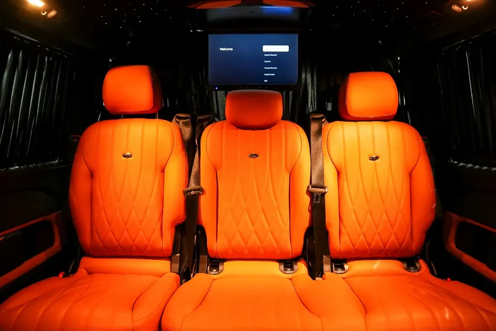 Brand New Mercedes-Benz V-Class FALCON 2024 | GCC Specs | Luxury 7-Seater - Image 11