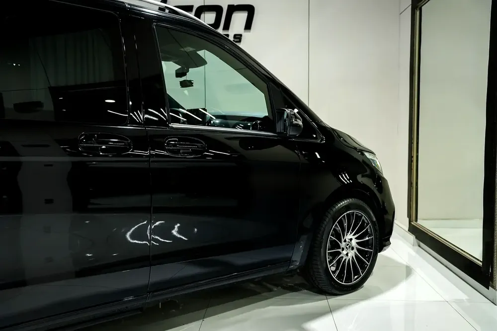 Brand New Mercedes-Benz V-Class FALCON 2024 | GCC Specs | Luxury 7-Seater - Image 4