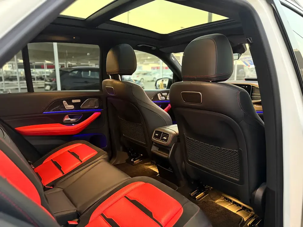 MERCEDES GLE 53 AMG - 2020 - 50,000 kms - 7 Seater - FULL OPTION - JAPANESE SPEC - Image 12
