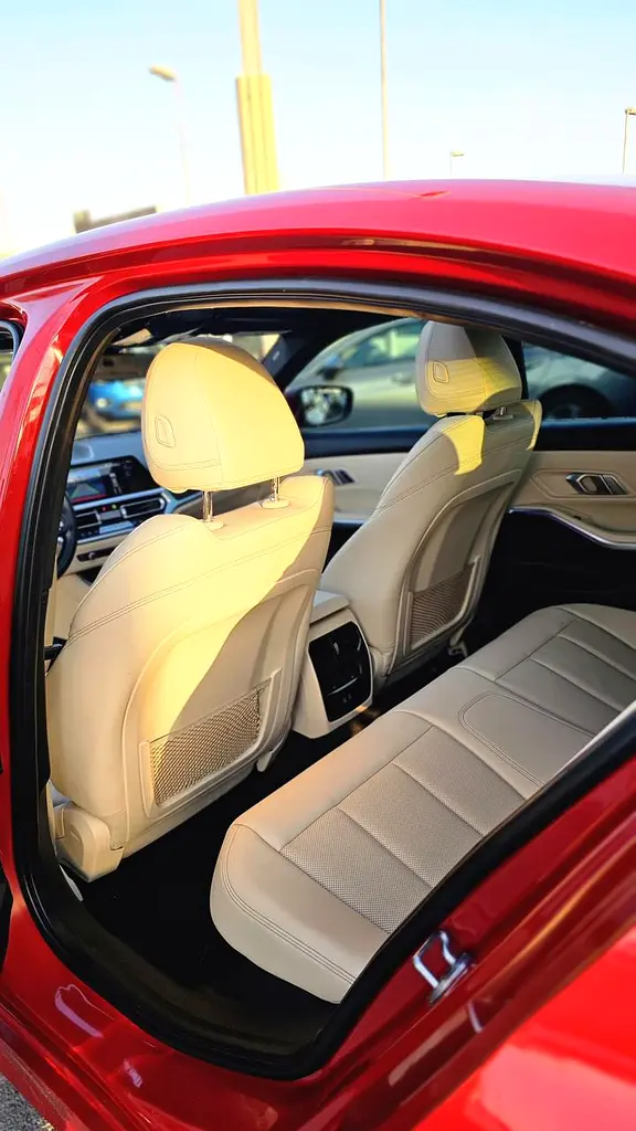 2022 BMW 3-SERIES 330i - 0% DOWN PAYMENT- GOOD CONDITION - Image 11