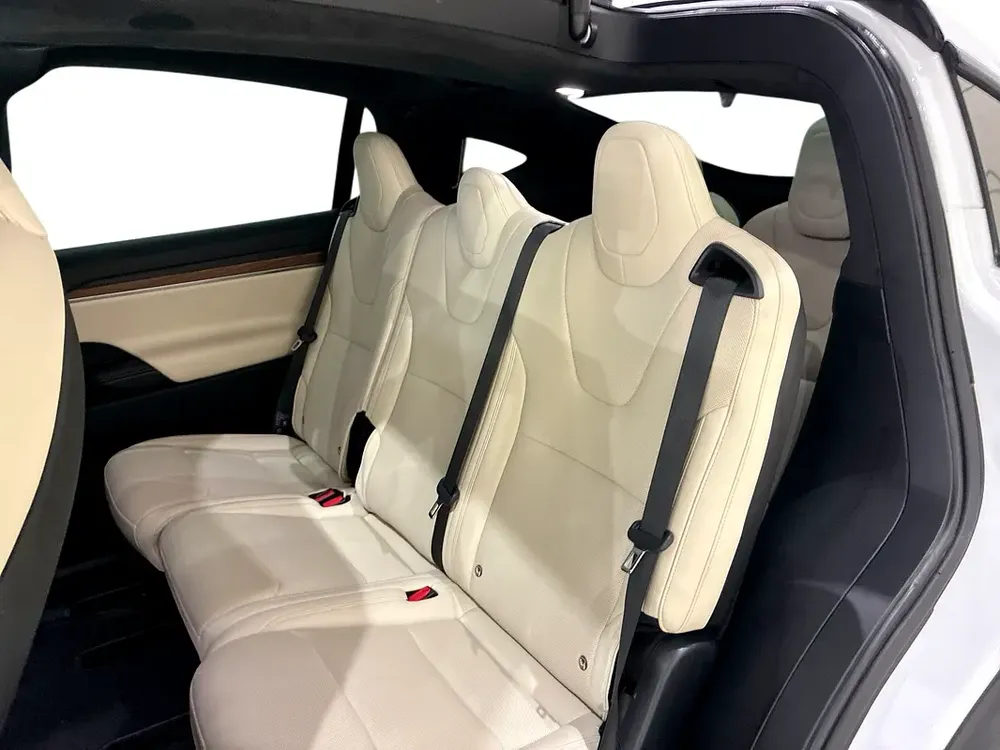 Tesla 2024 Model X All-Wheel Drive (REF: 440947) - Image 15