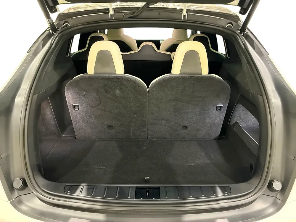 Tesla 2024 Model X All-Wheel Drive (REF: 440947) - Image 9