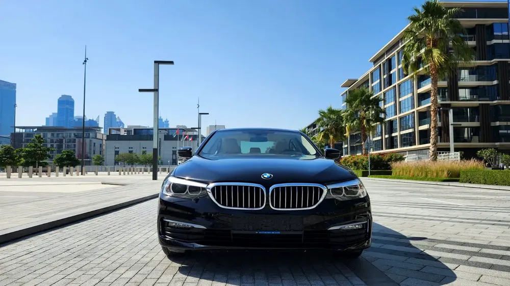 2019 BMW 520 full option || low mileage ||NO ACCIDENT  || FULL AGENCY SERVICE - Image 6