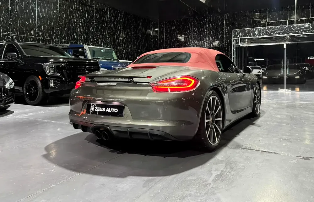 Porsche Boxster GTS 2015 GCC specs for 175,000.00 AED - Image 4