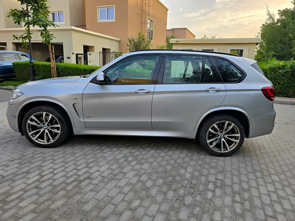 BMW X5 M package 2015 GCC Specs - Powerful Performance - Image 12