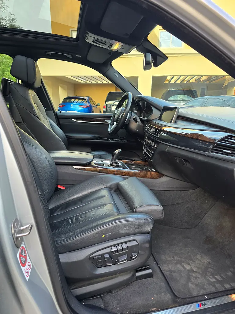 BMW X5 M package 2015 GCC Specs - Powerful Performance - Image 13