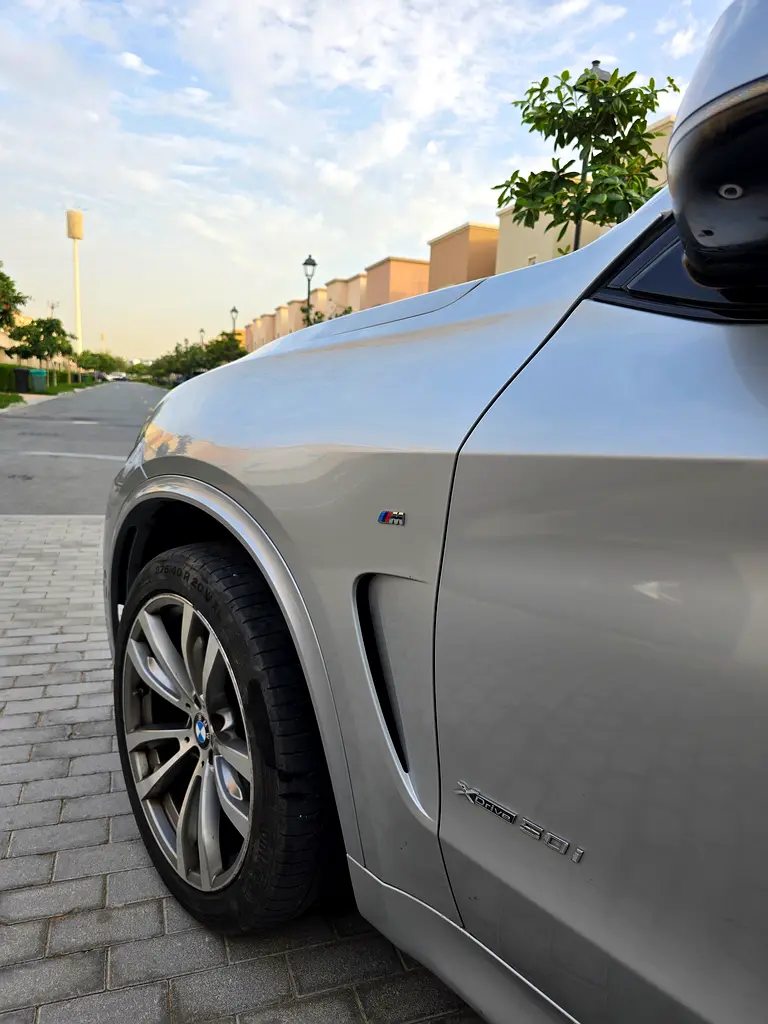 BMW X5 M package 2015 GCC Specs - Powerful Performance - Image 4
