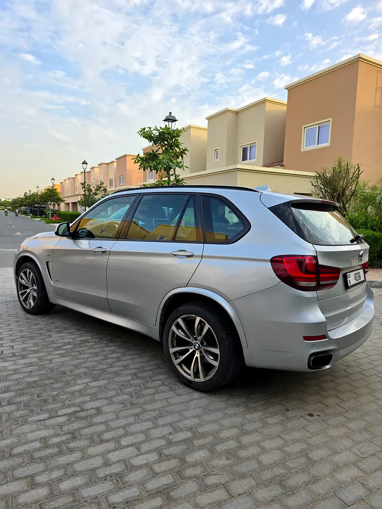 BMW X5 M package 2015 GCC Specs - Powerful Performance - Image 7