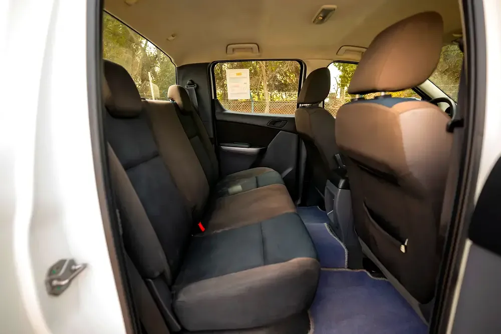 Mazda BT-50 | Double Cabin 4X2 | Manual | GCC Specs | Ref#M72436 - Image 12