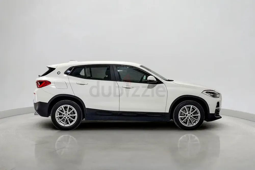 2020 BMW X2 sDrive20i 2.5L | GCC Specifications - Image 4