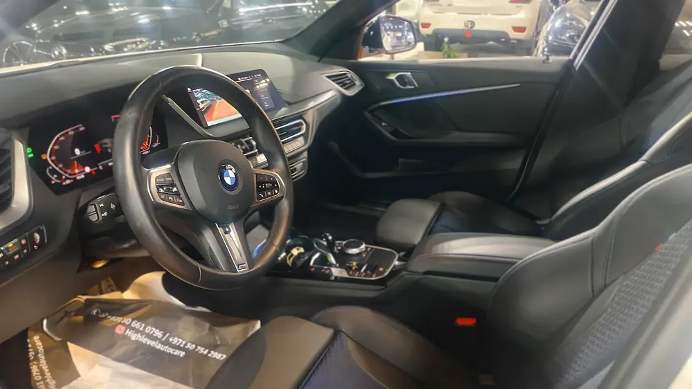 BMW 1-Series 120i 2024 Japanese Specs - Image 5