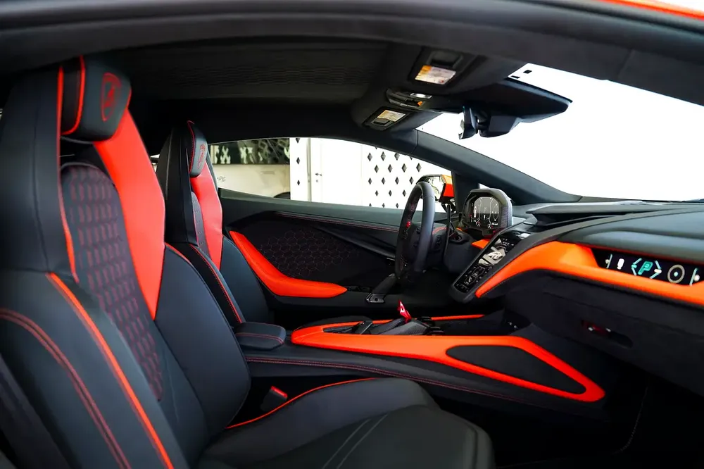 2 YEARS SERVICE CONTRACT | INTERIOR CARBON MATT | EXTERIOR CARBON | ARANCIO APODIS INTERIOR - Image 16