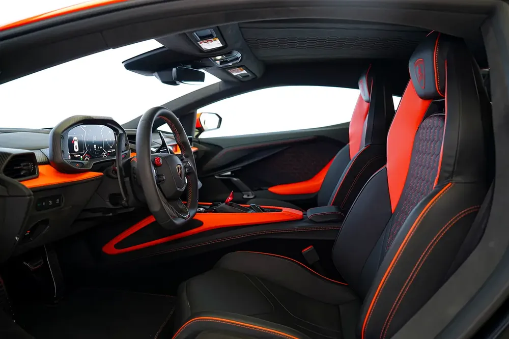 2 YEARS SERVICE CONTRACT | INTERIOR CARBON MATT | EXTERIOR CARBON | ARANCIO APODIS INTERIOR - Image 7
