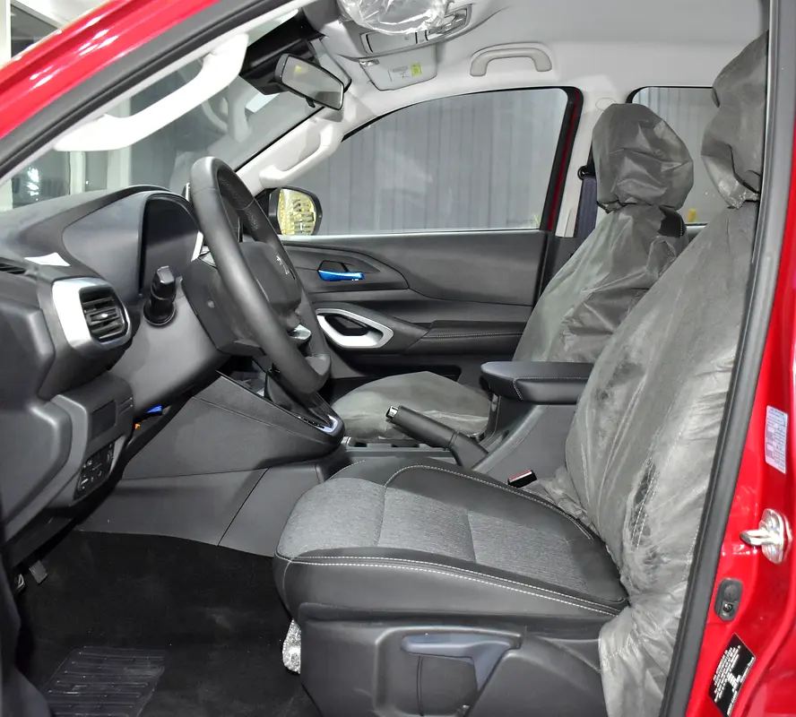 AED 1,081 EMi for 5Yrs | Peugeot Landtrek 4WD ( 2023 Model ) in Red Color GCC Specs - Image 11