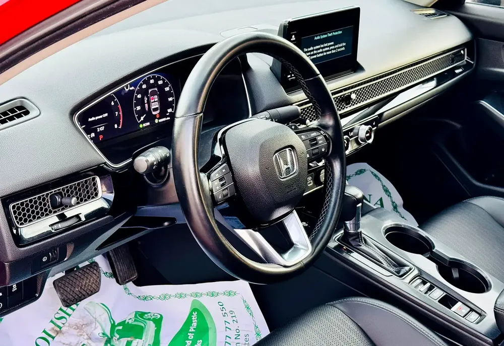 Honda Civic Touring 2022 American Specs - Image 13