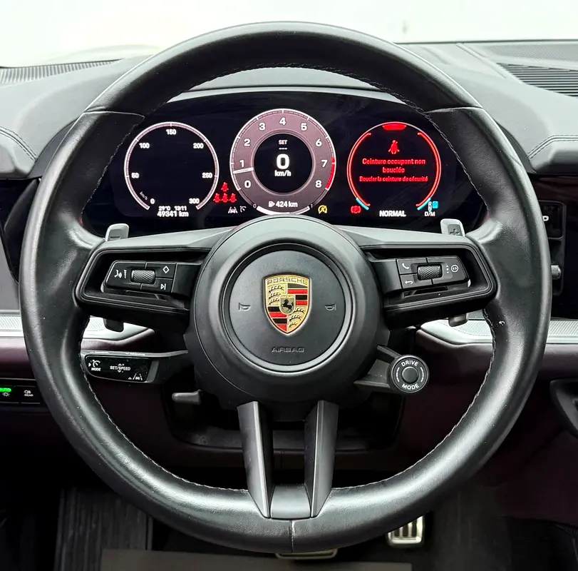 2024 Porsche Cayenne S Coupe, 2026 Porsche Warranty, Full Porsche Service History, GCC - Image 15
