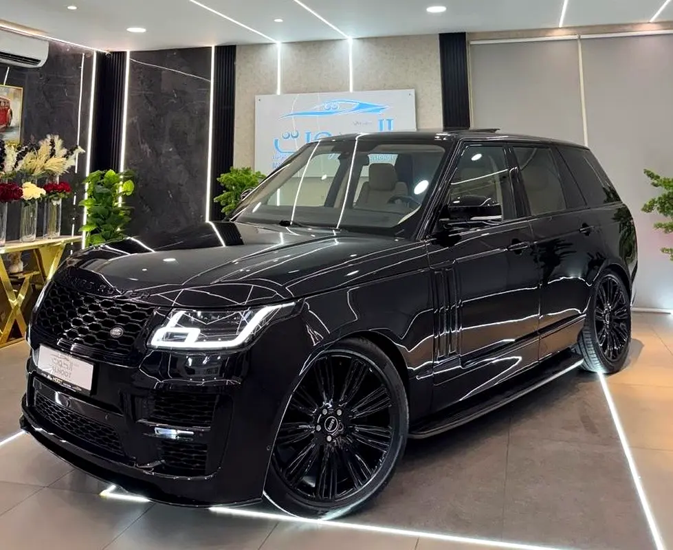 SUPERCHARGED RR VOGUE V8 || 2020 FACELIFT || GCC || FULLY LOADED || SCREENS || NEW CONDITION - Image 7