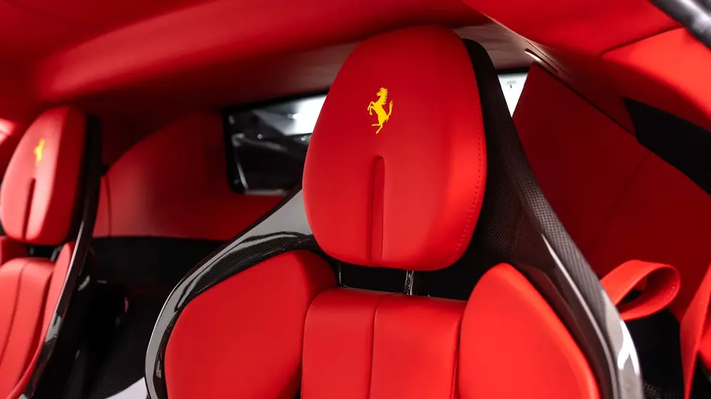 GCC SPECS | LOW MILEAGE 6,180 KM | ACCIDENT-FREE | SERVICE TILL 2028 | FULL OPTIONS | - Image 17