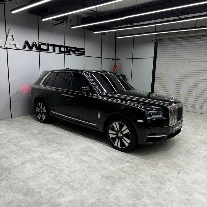 CULLINAN 2024 LOW MILLAGE - EU SPECS FULL OPTION - Image 4