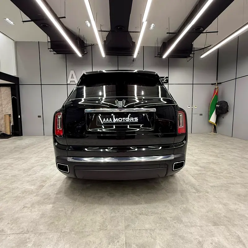 CULLINAN 2024 LOW MILLAGE - EU SPECS FULL OPTION - Image 5
