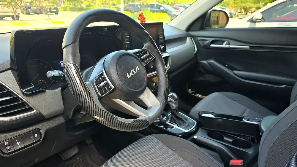 Kia Seltos Mid 2023 - Image 4
